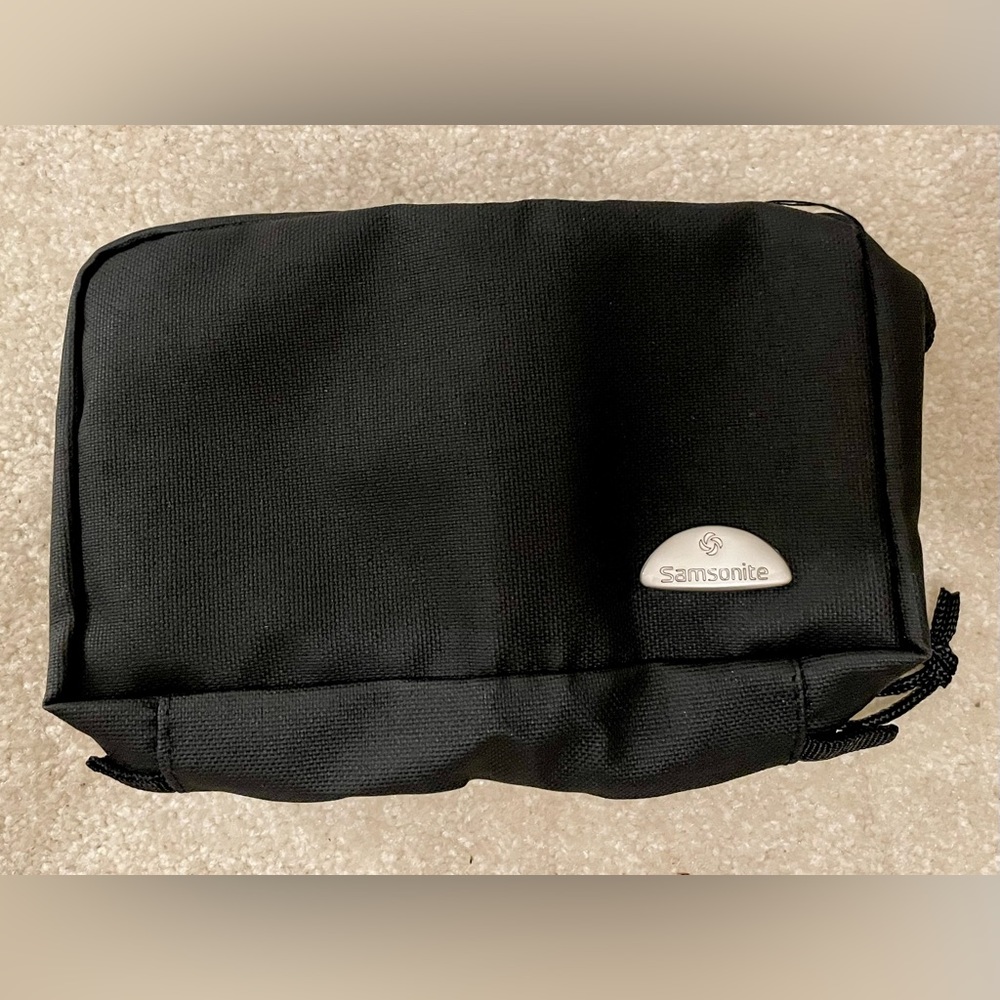Samsonite Small Hanging Toiletries Travel Bag, Black